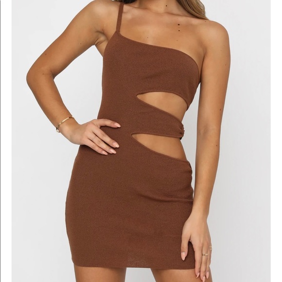 White Fox Boutique Dresses & Skirts - White Fox Boutique cute brown one shoulder mini dress